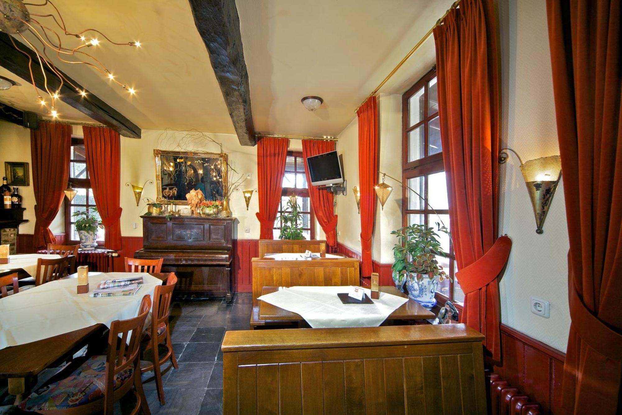 Hotel Restaurant In Den Hoof Maastricht Kültér fotó